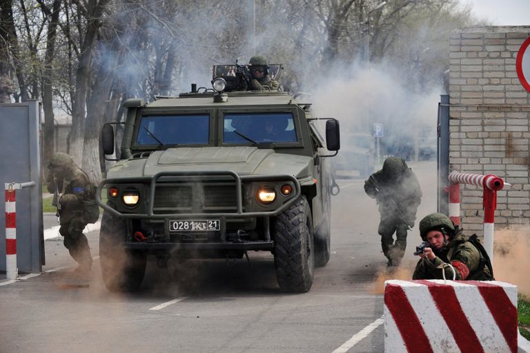 የሩሲያው “ታይገር” ብረት ለበስ ተሸከርካሪ ከአሜሪካው “ሀምቪ” ብረት ለበስ ተሸከርካሪ ጋር&nbsp;ሲነጻፀሩ